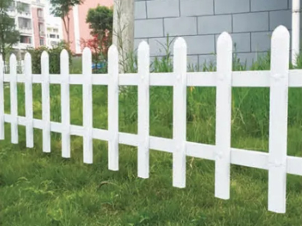 標(biāo)準(zhǔn)柵欄